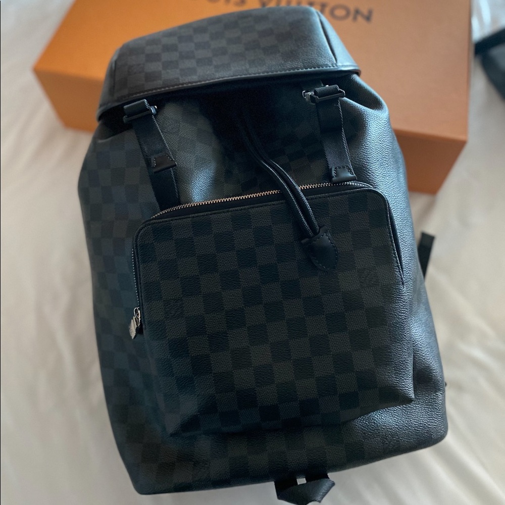 Louis Vuitton Zack backpack in excellent condition